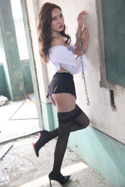 军舰上的女兵